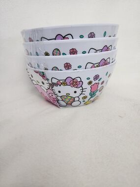 Hello Kitty Floral Melamine 4 Bowls - White & Pink Set